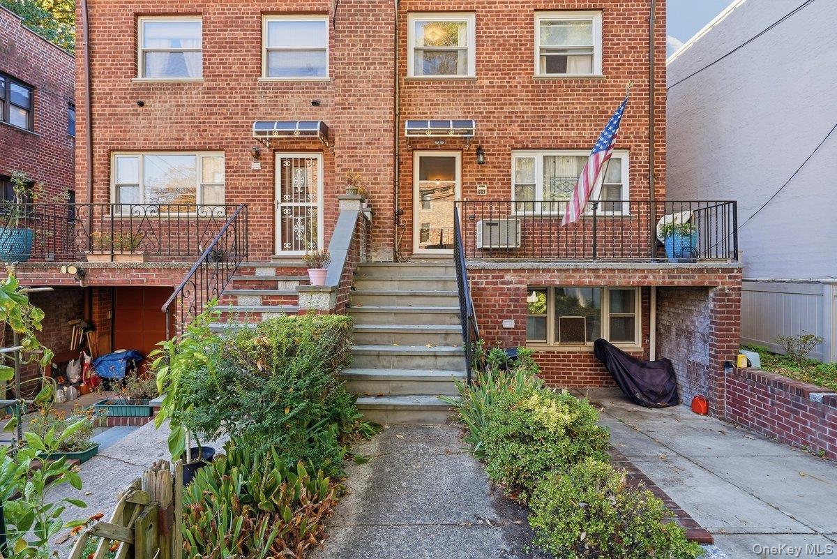 6121 Huxley Avenue – For Sale photo 3