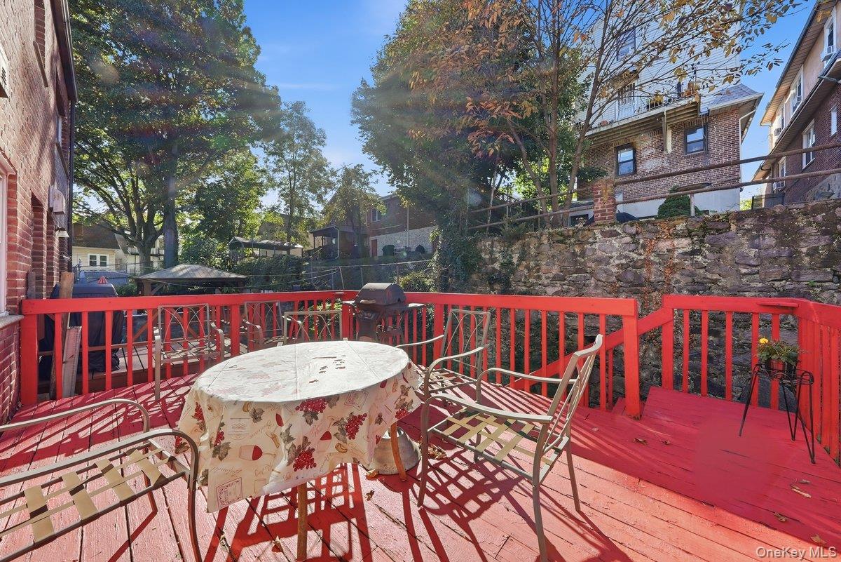 6121 Huxley Avenue – For Sale photo 28