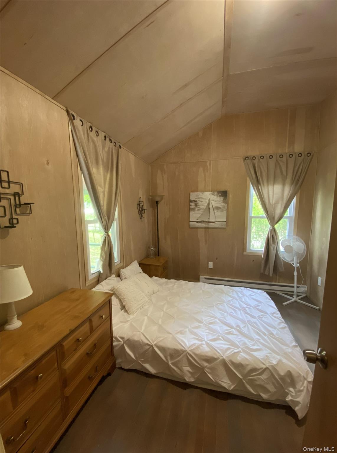 71 E Tusten Place – For Sale photo 17