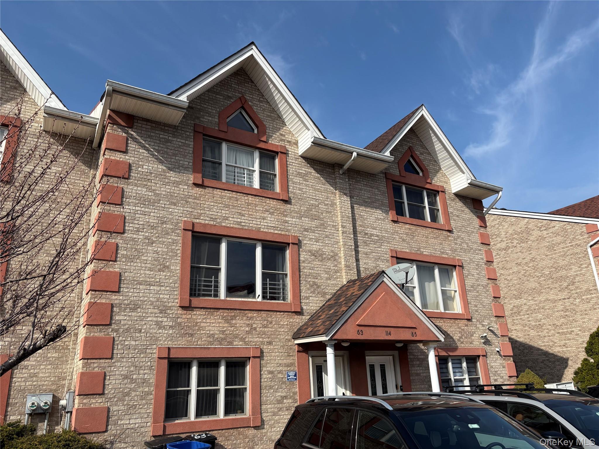 114-63 Dalian Court – For Sale photo 3