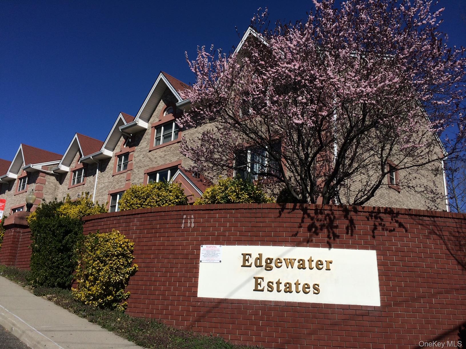 114-63 Dalian Court – For Sale
