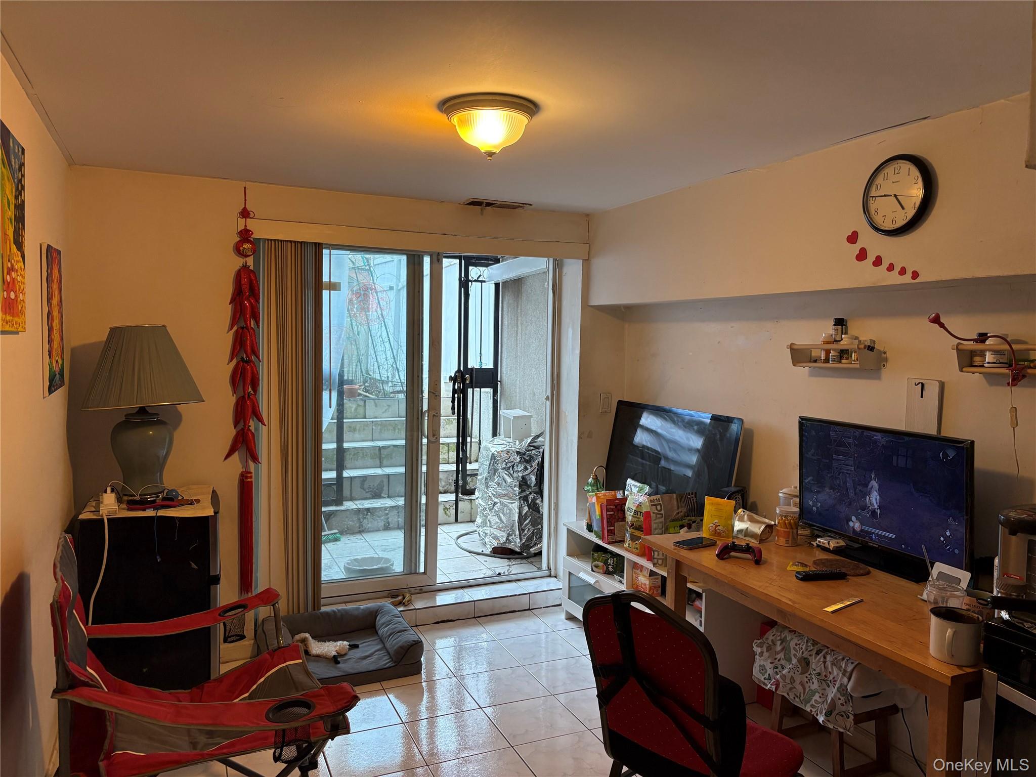 114-63 Dalian Court – For Sale photo 4