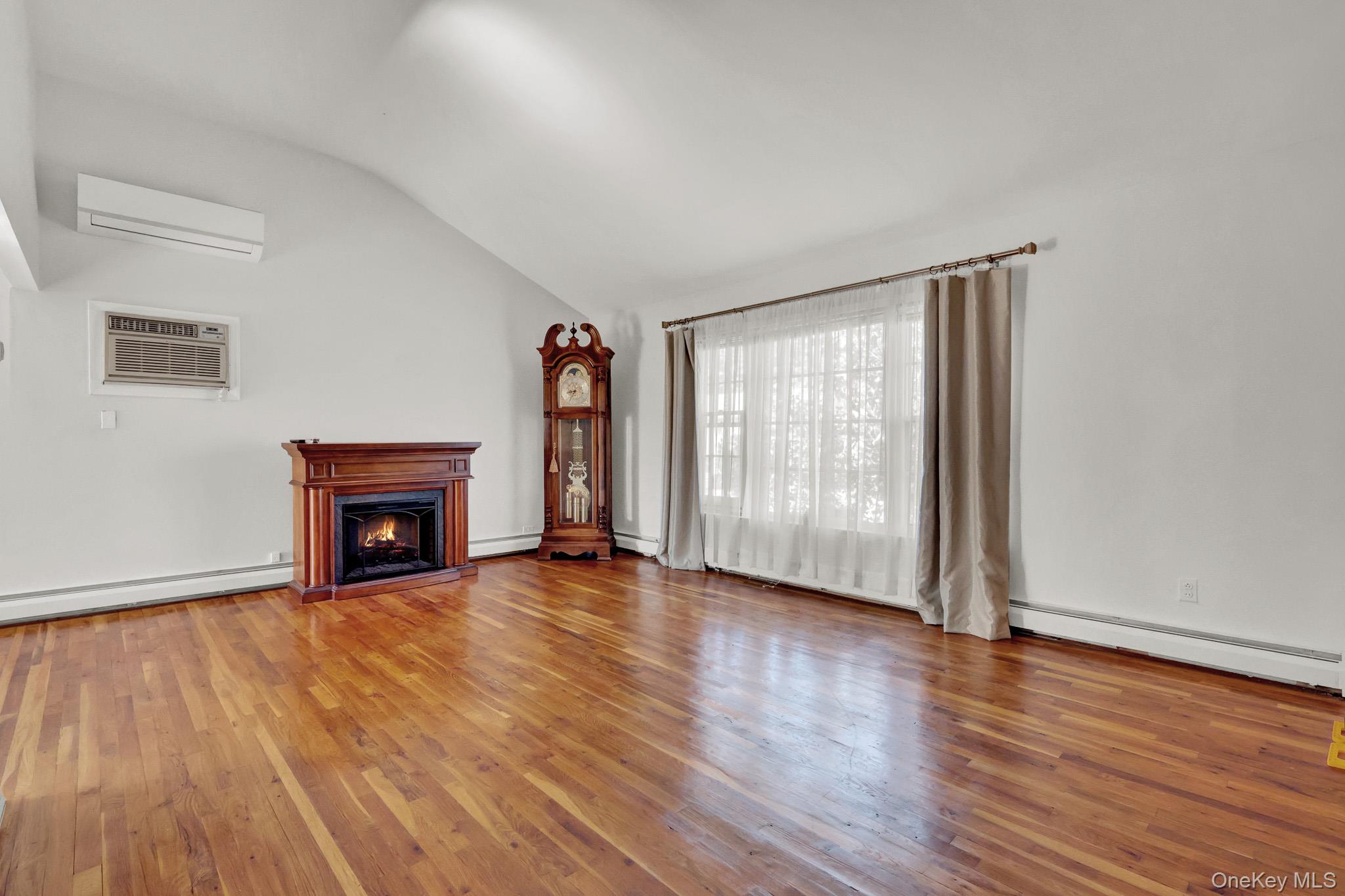 30 Gaffney Street – For Sale photo 5