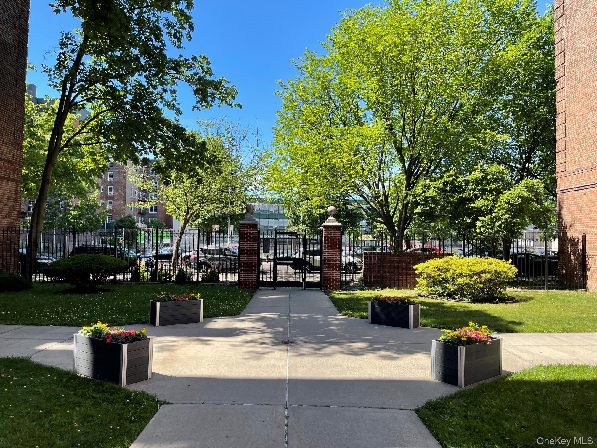 144-54 Sanford Avenue, Unit 45 photo 4