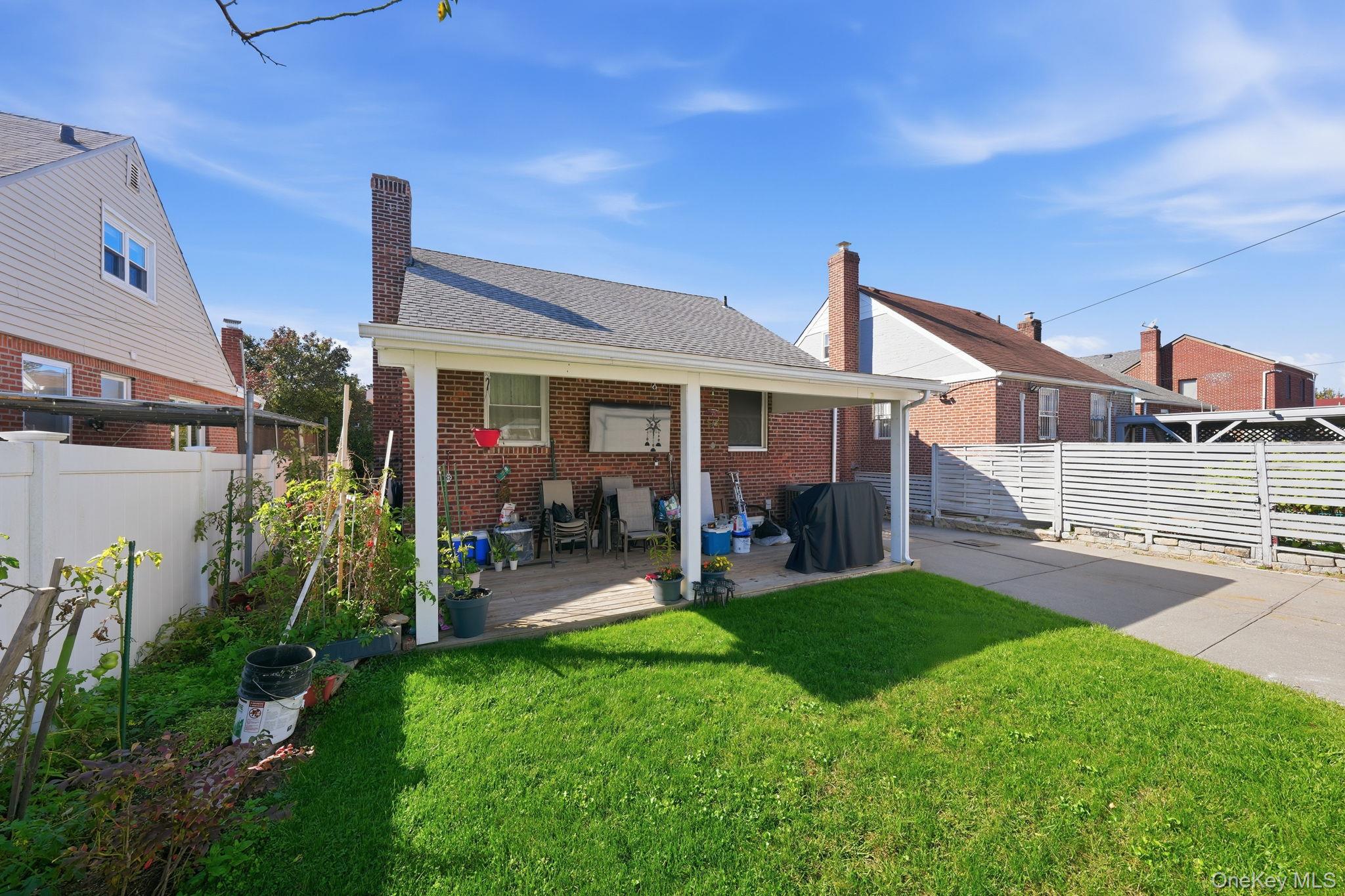 5035 192nd Street – For Sale photo 25