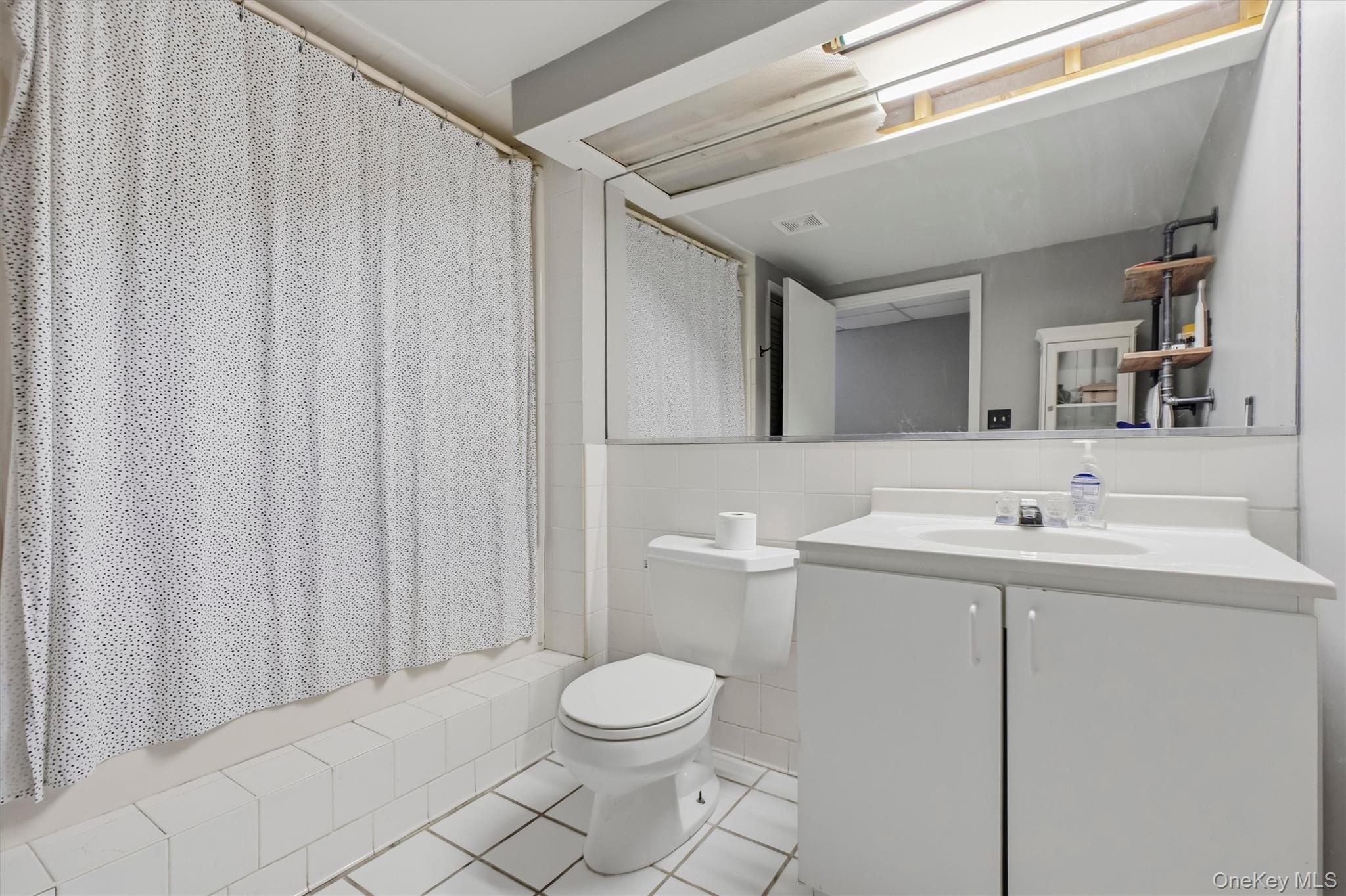 23 Vail Road – For Sale photo 38