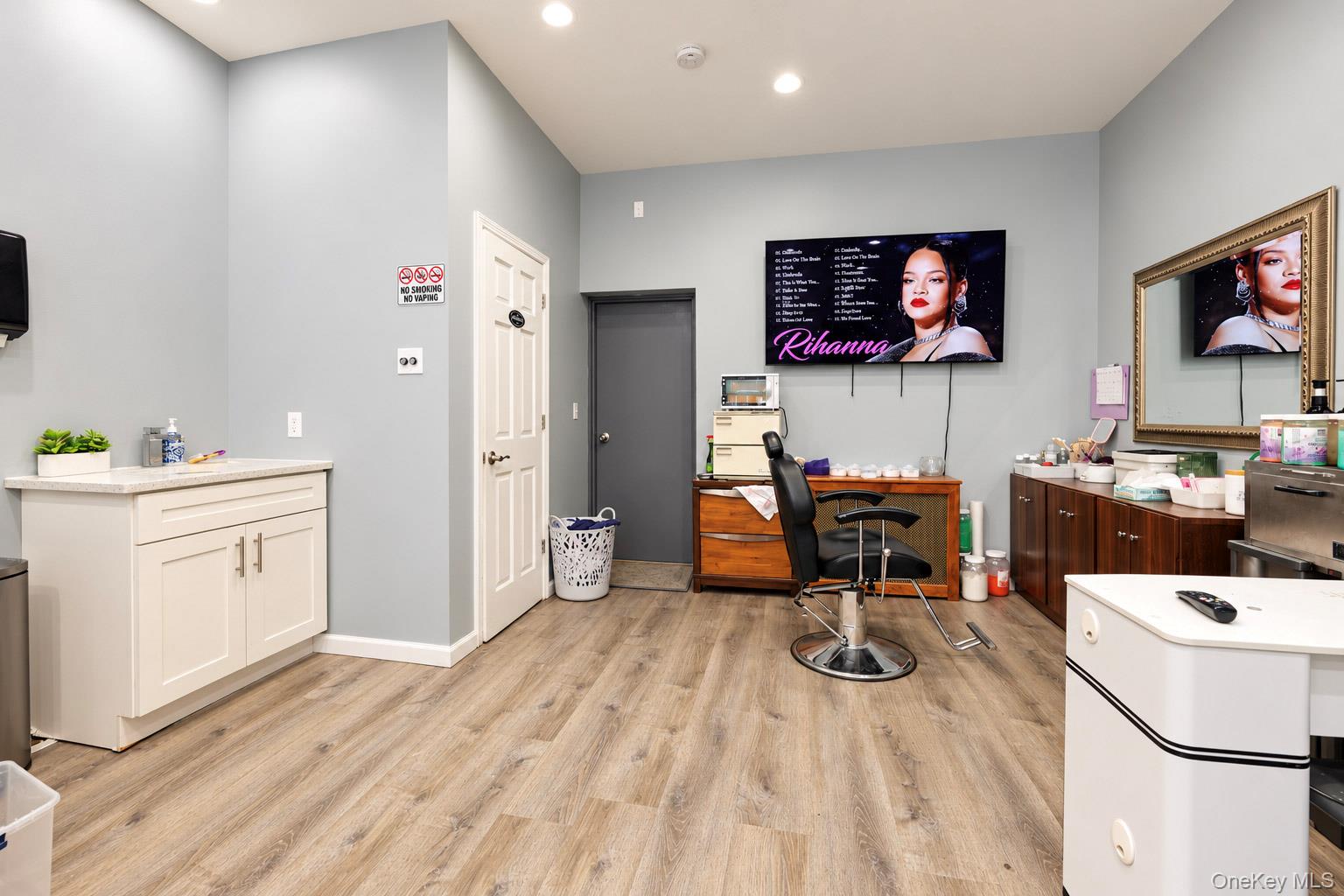1855 Gleason Avenue – For Sale photo 8