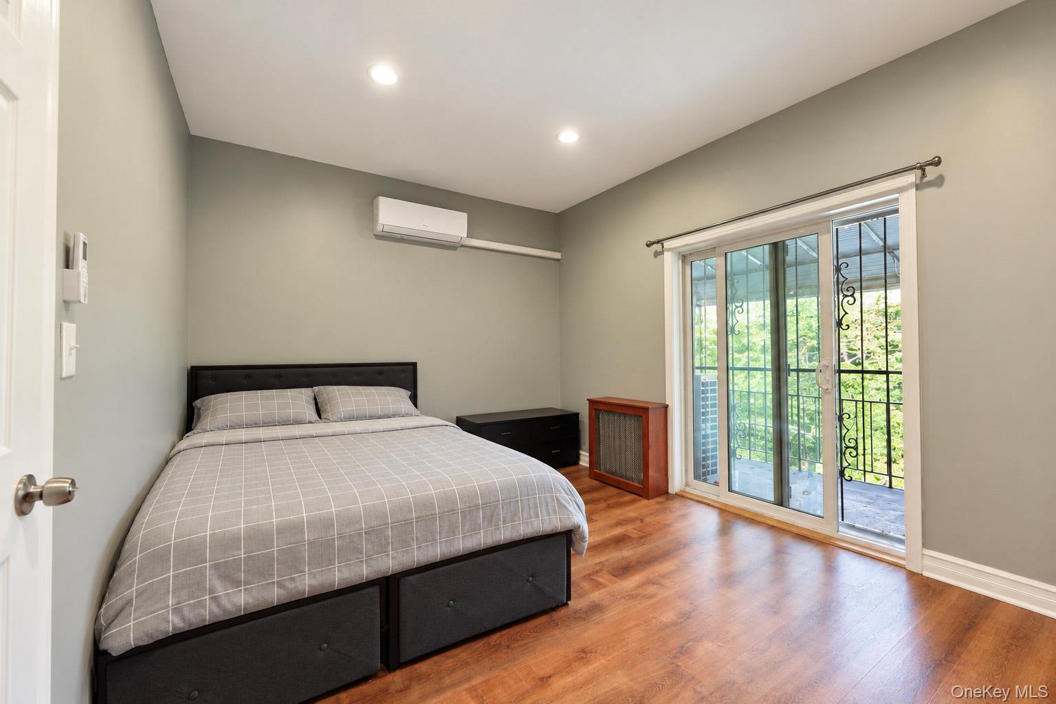 1855 Gleason Avenue – For Sale photo 21