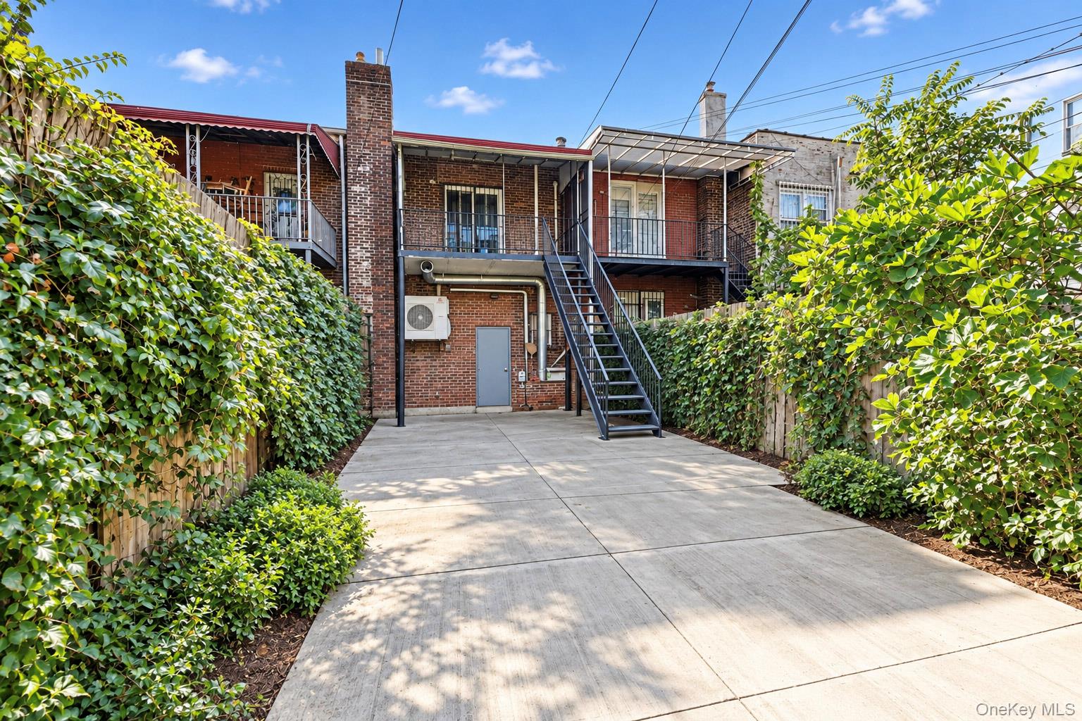 1855 Gleason Avenue – For Sale photo 13