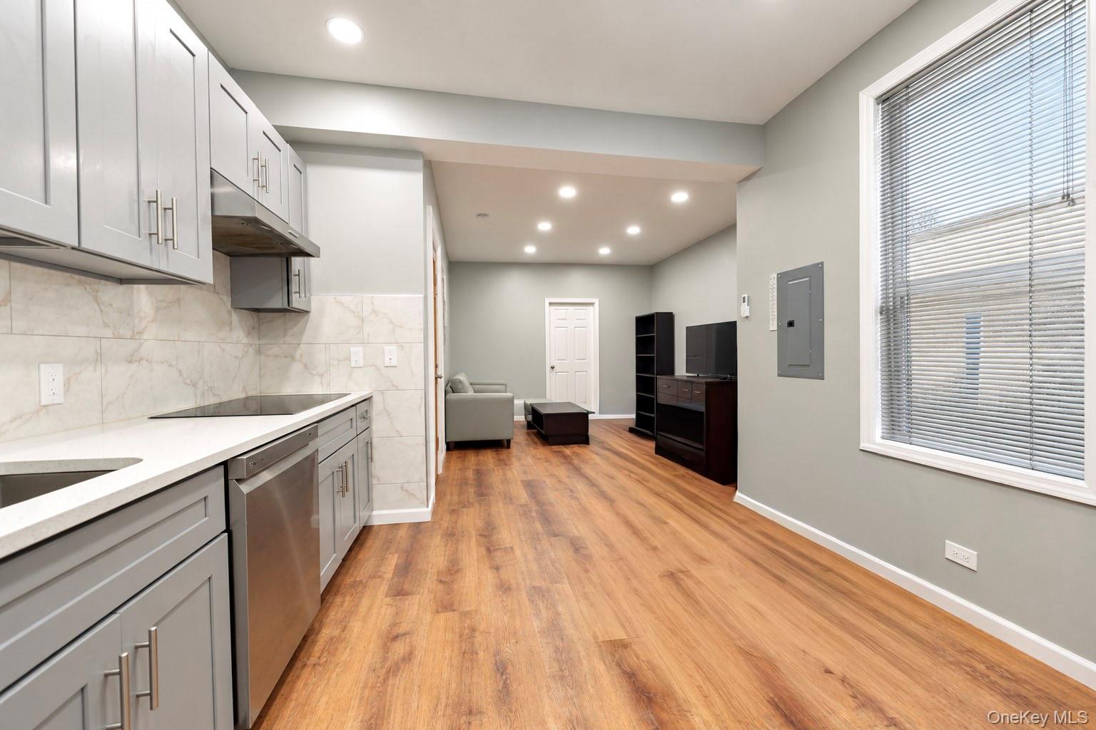 1855 Gleason Avenue – For Sale photo 27