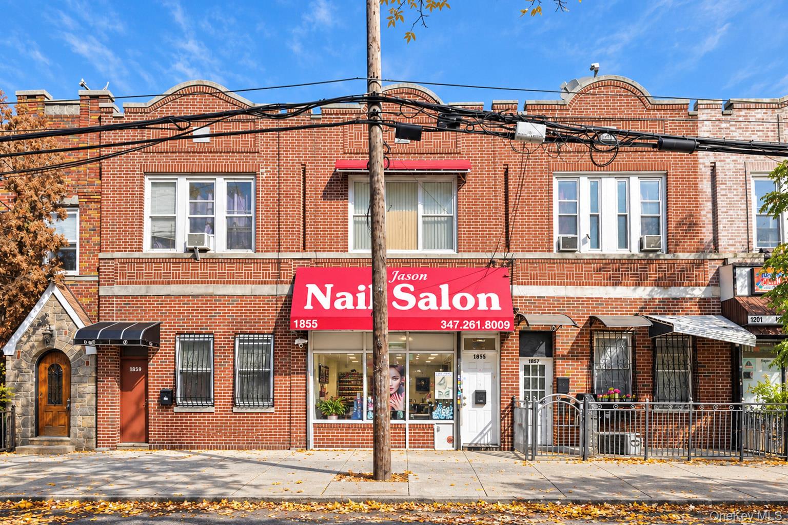 1855 Gleason Avenue – For Sale