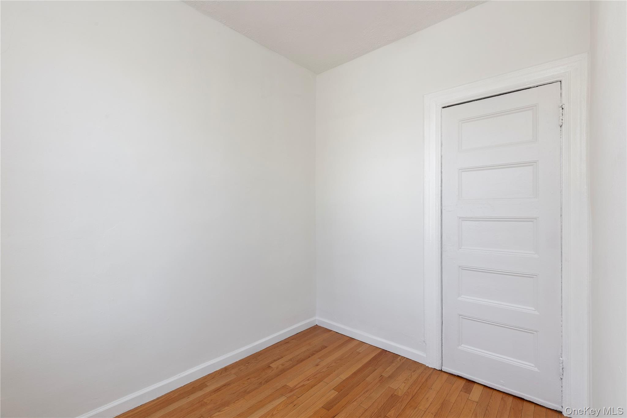 501 Vandervoort Avenue – For Sale photo 25