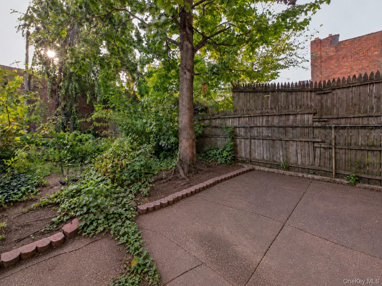 501 Vandervoort Avenue – For Sale photo 29