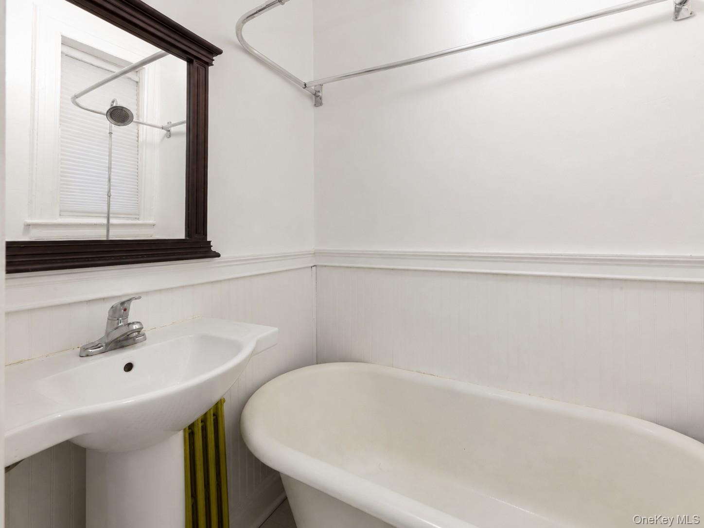501 Vandervoort Avenue – For Sale photo 18