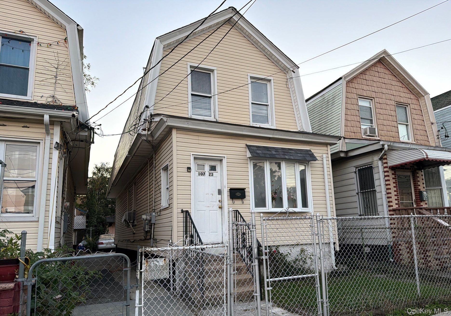 107-23 Union Hall Street – For Sale photo 2