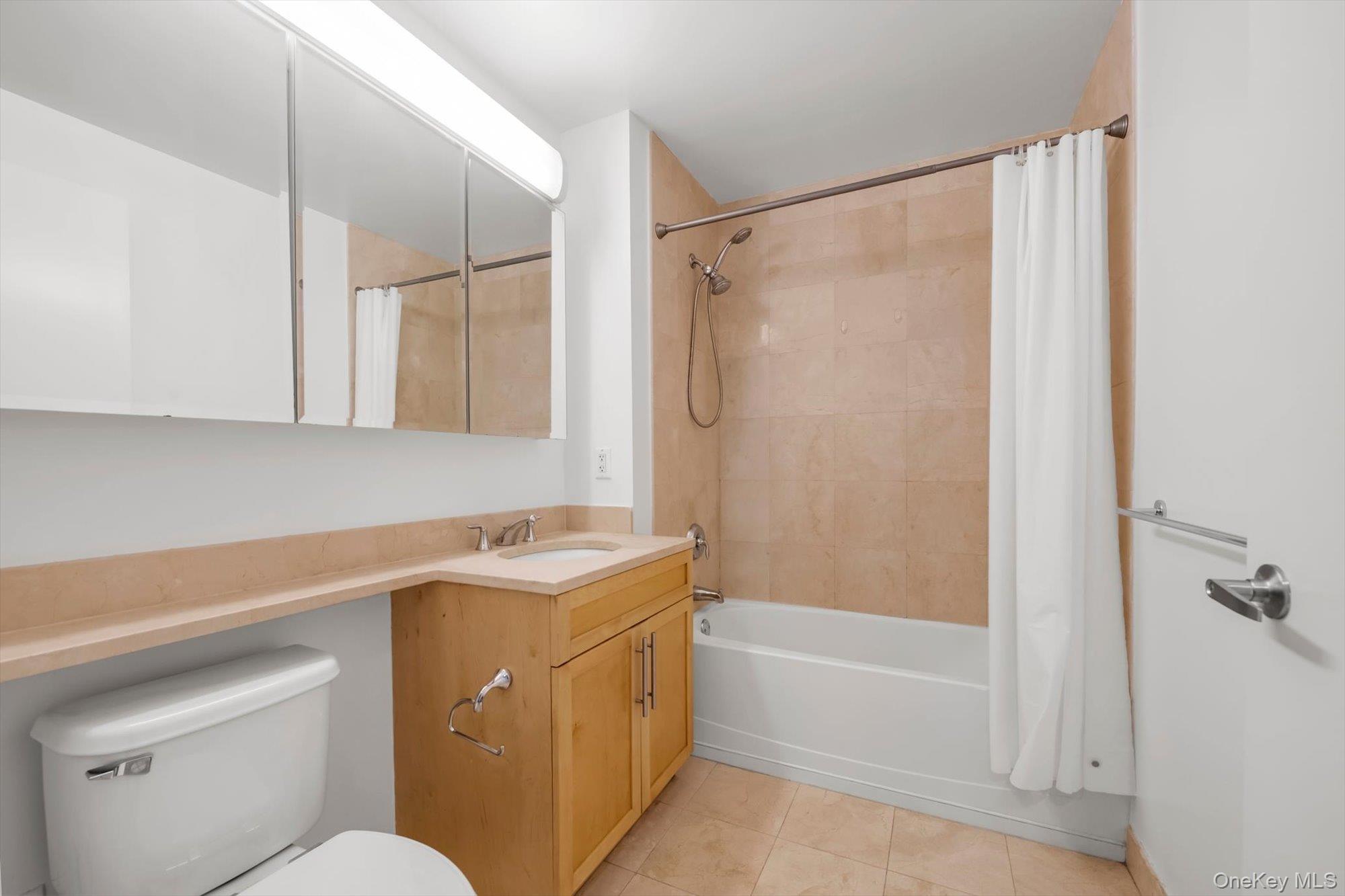 40-22 College Point Boulevard, Unit 9P photo 9