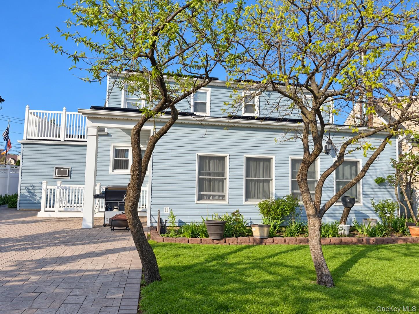 2360 York Street – For Sale photo 3