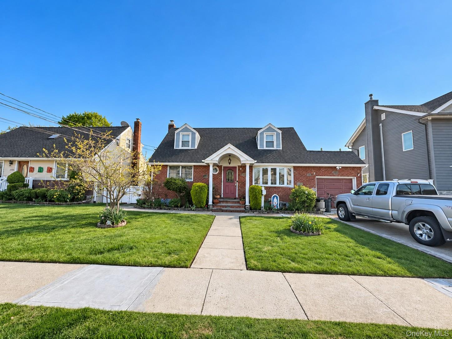 2360 York Street – For Sale