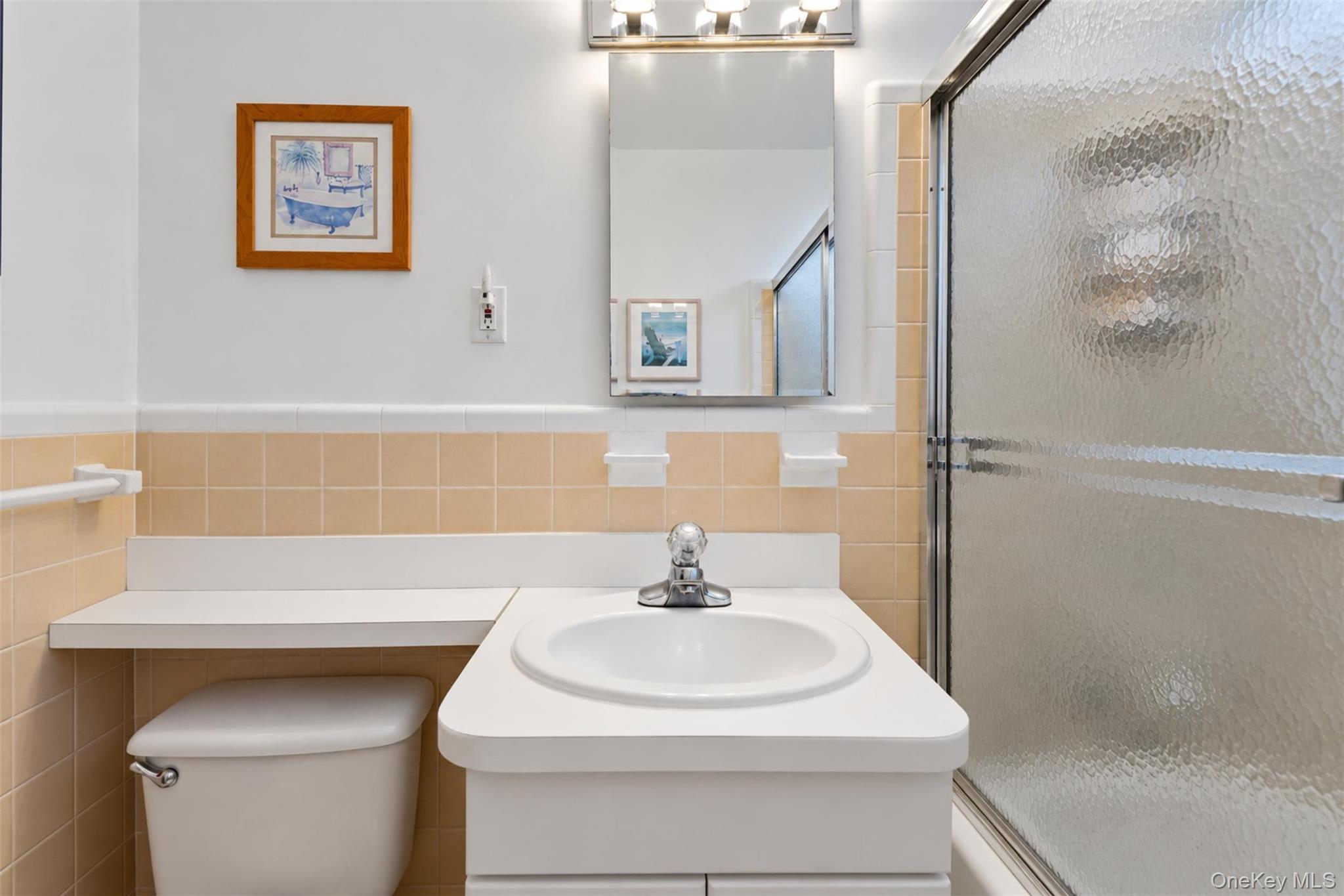 9 Bryant Crescent, Unit 2N photo 17
