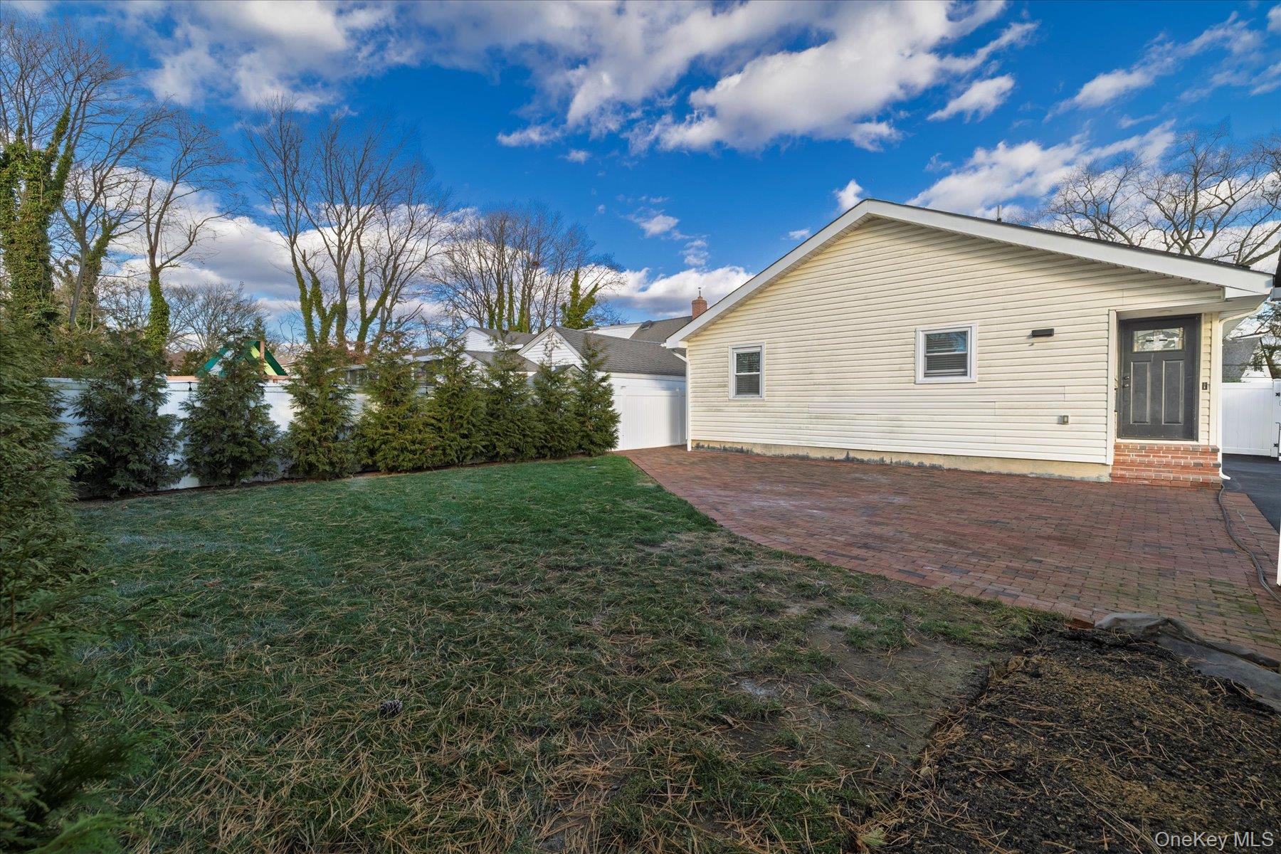 2280 Brookside Avenue – For Sale photo 7