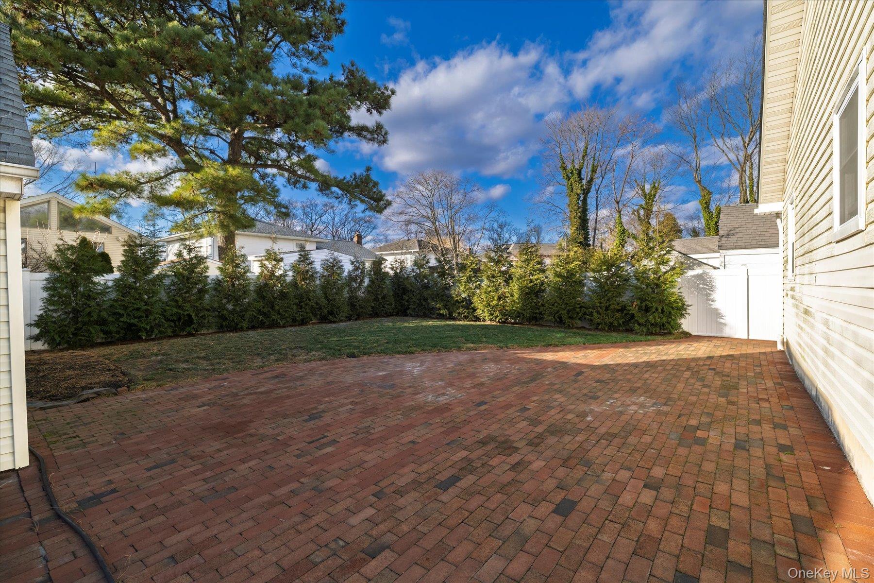 2280 Brookside Avenue – For Sale photo 6