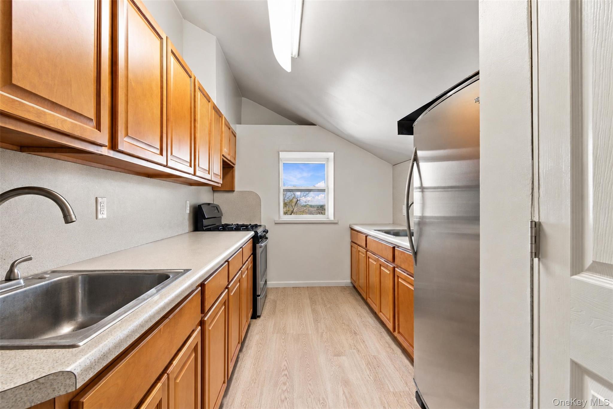 191 Blauvelt Road, Unit 301 photo 30