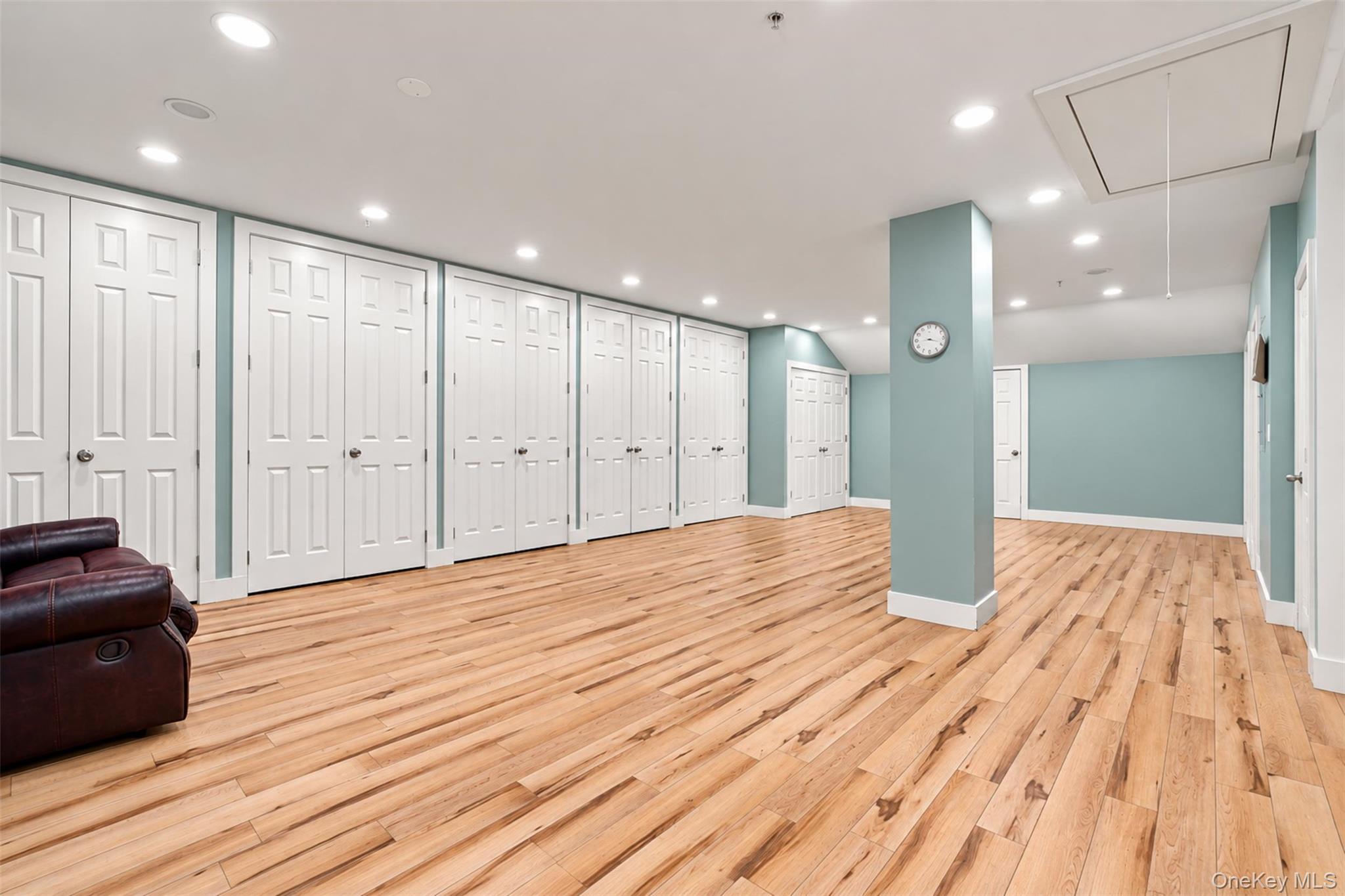 191 Blauvelt Road, Unit 301 photo 26