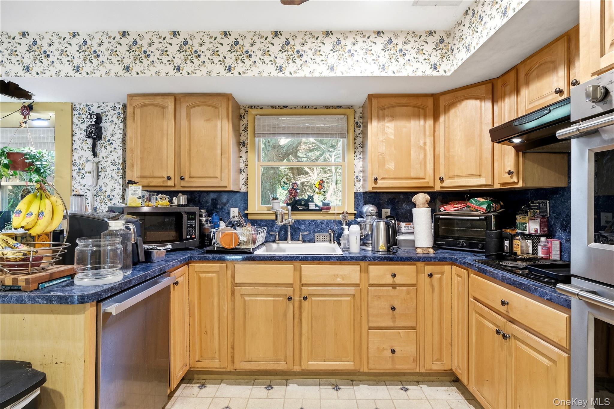30 Manor Road N – For Sale photo 20