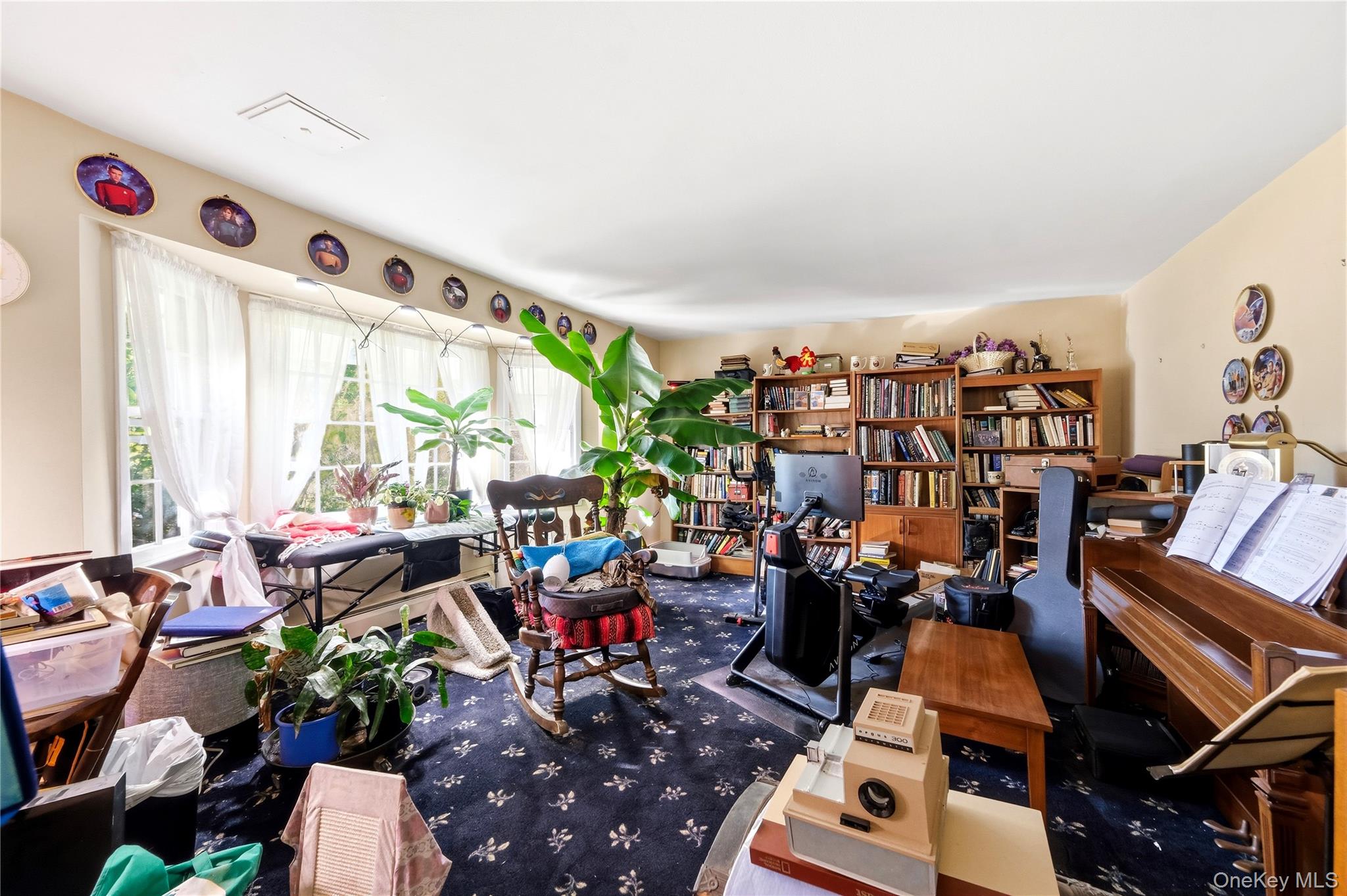 30 Manor Road N – For Sale photo 12