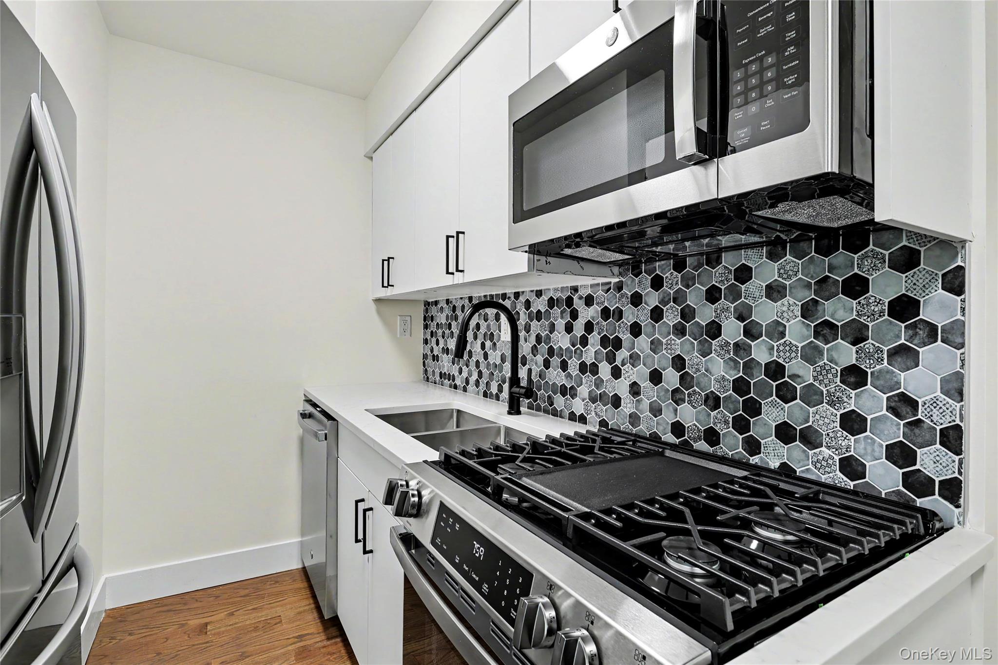 191 Kearsing Parkway, Unit E photo 7