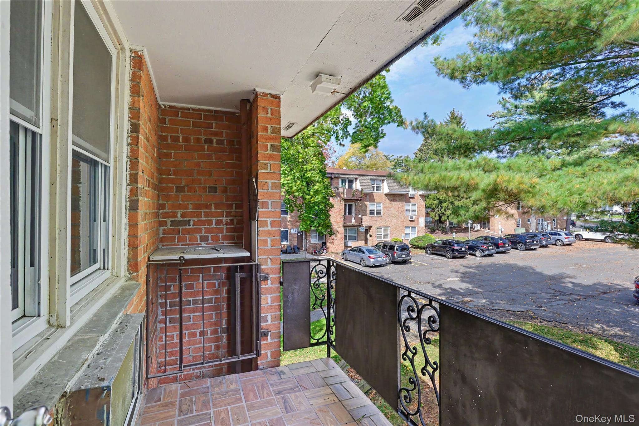191 Kearsing Parkway, Unit E photo 19