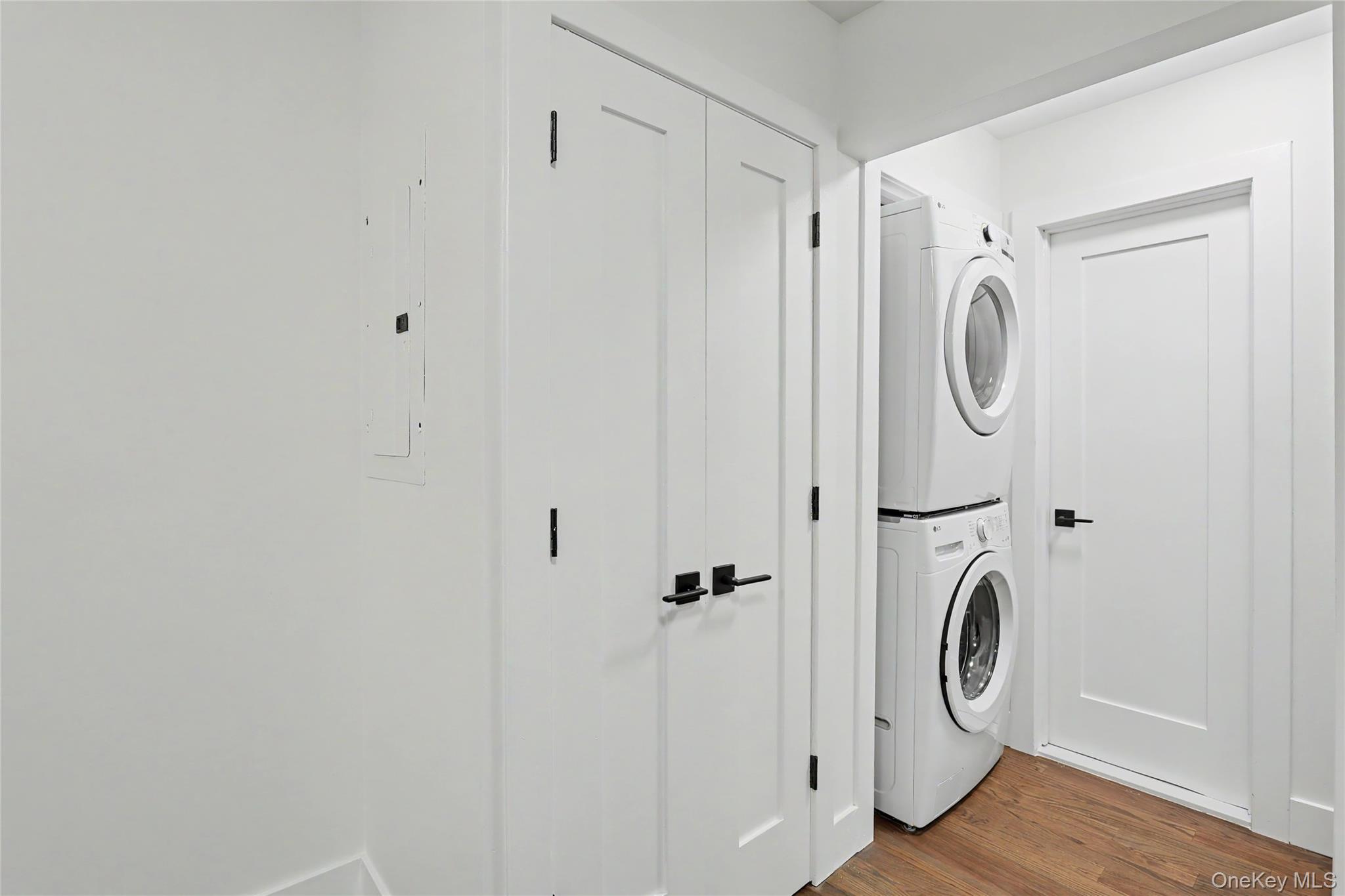 191 Kearsing Parkway, Unit E photo 14