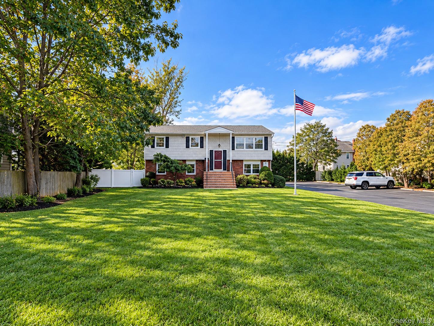 60 Little East Neck Road – For Sale