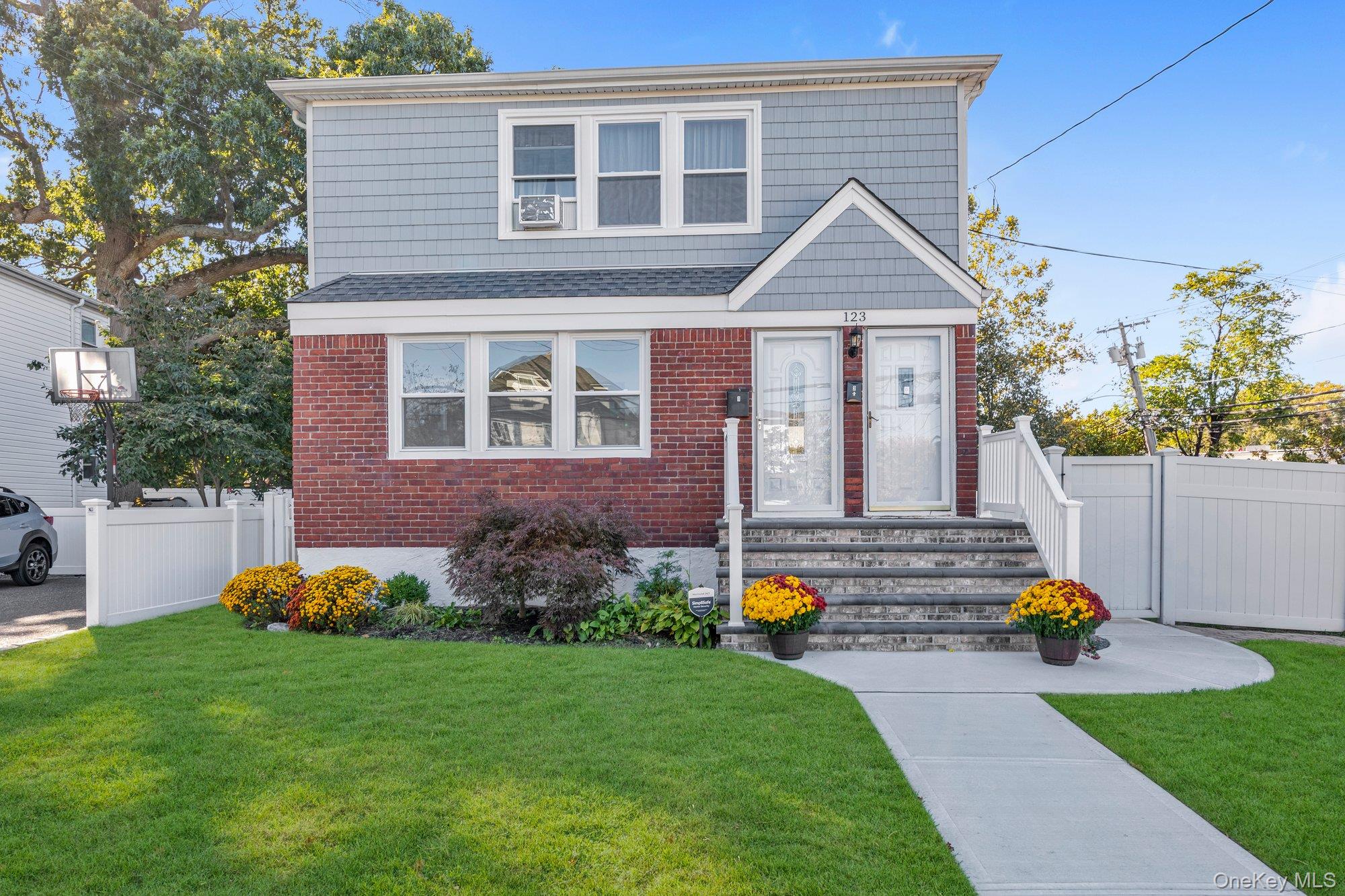 123 Denton Avenue – For Sale