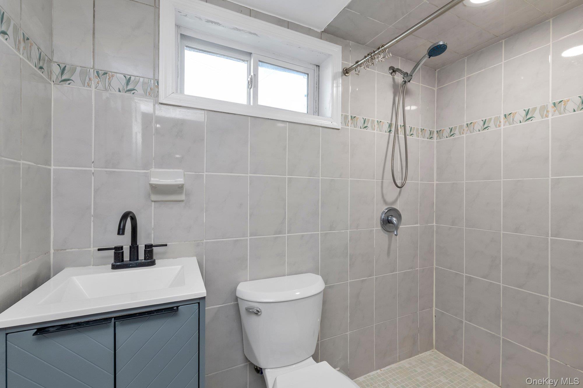 123 Denton Avenue – For Sale photo 14