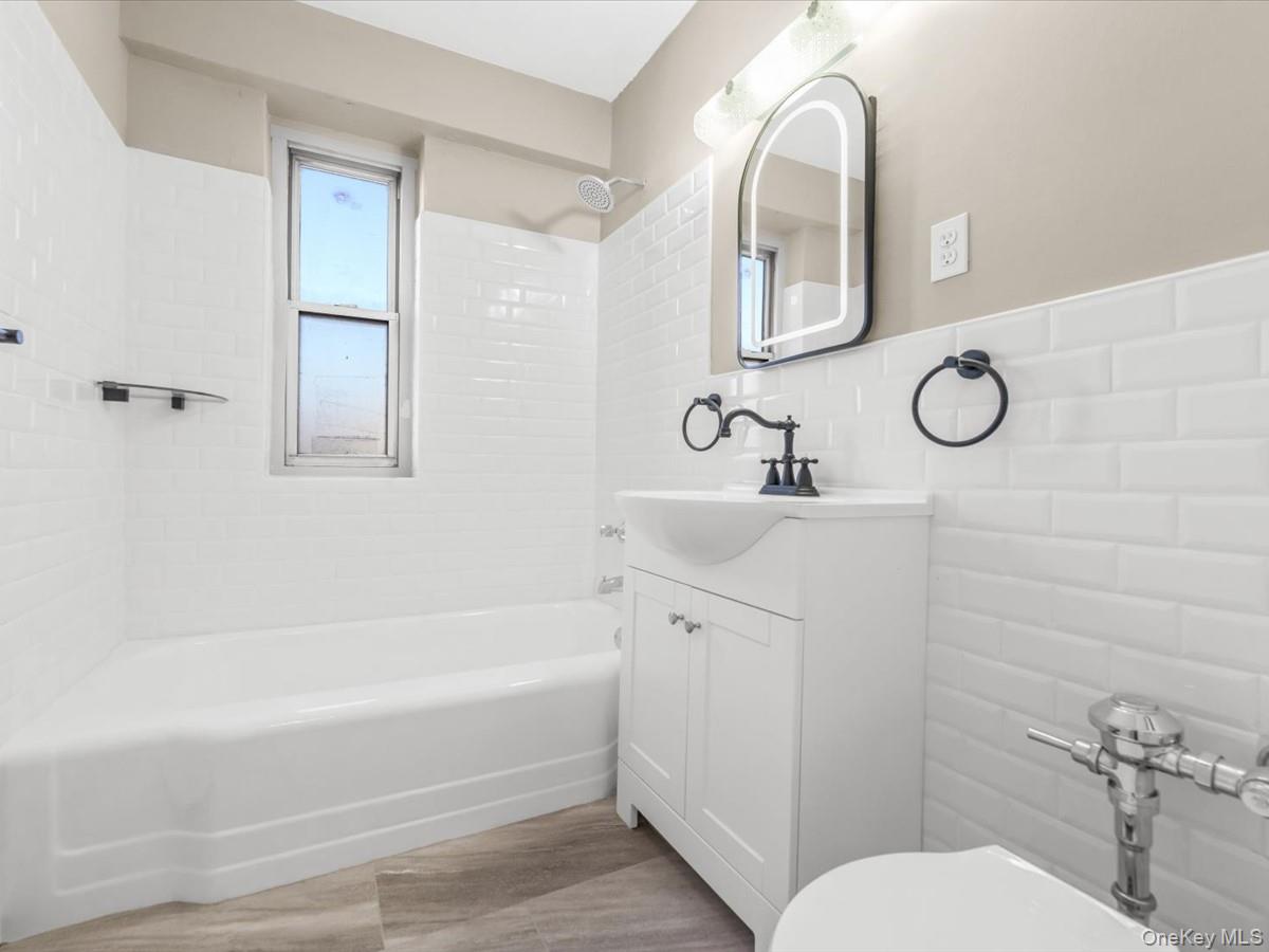 568 Grand Street, Unit J602 photo 12
