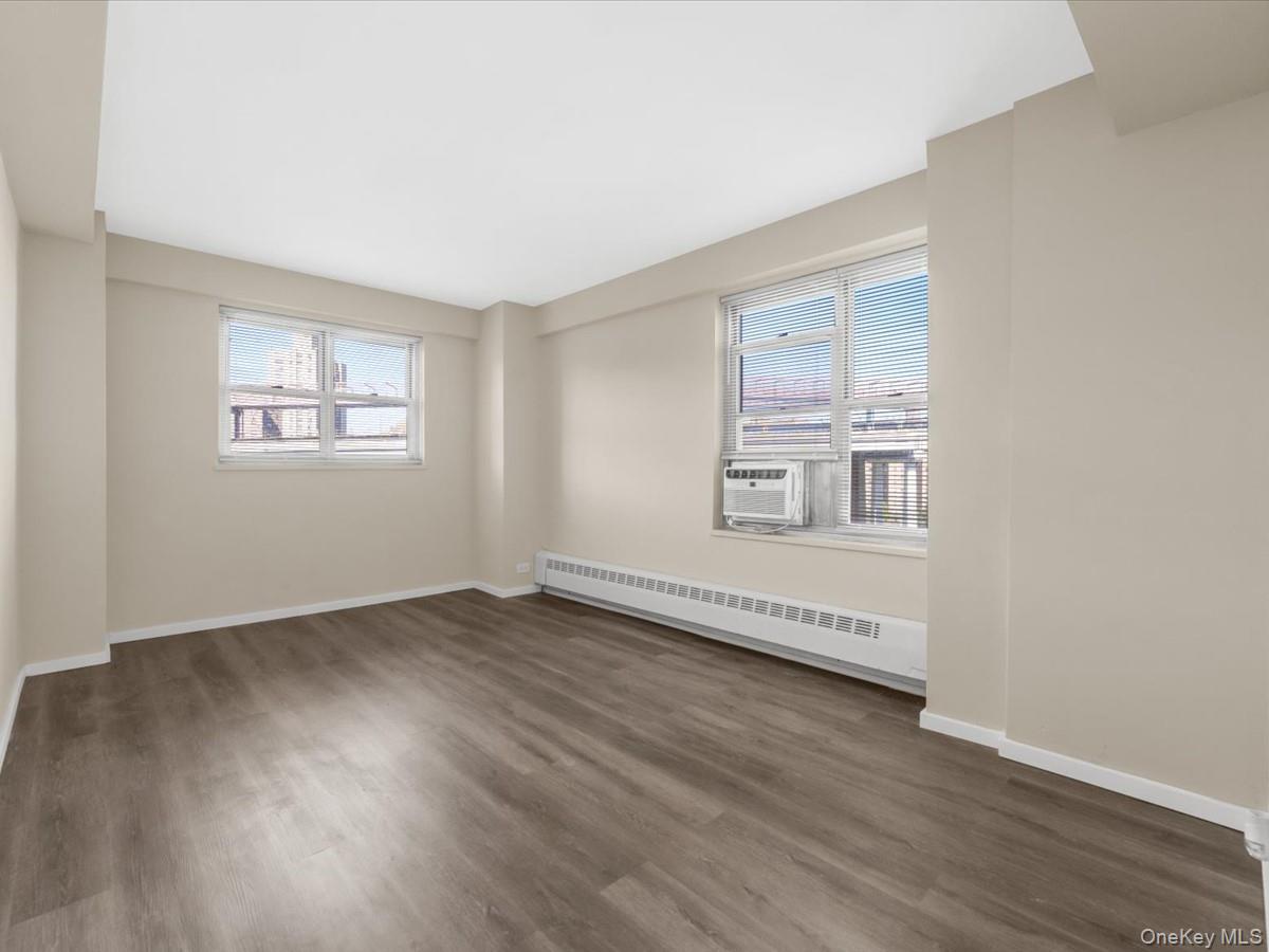 568 Grand Street, Unit J602 photo 8