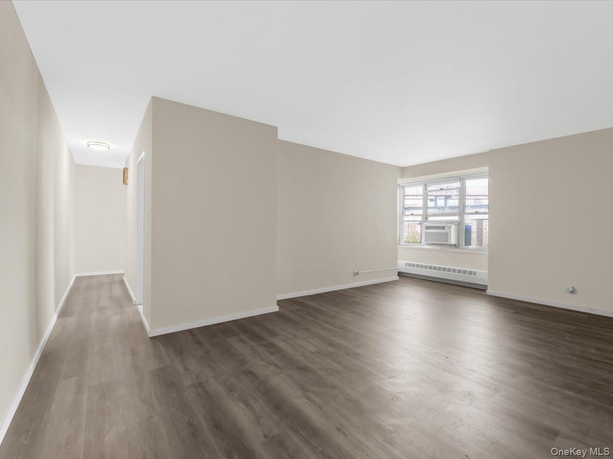 568 Grand Street, Unit J602 photo 3