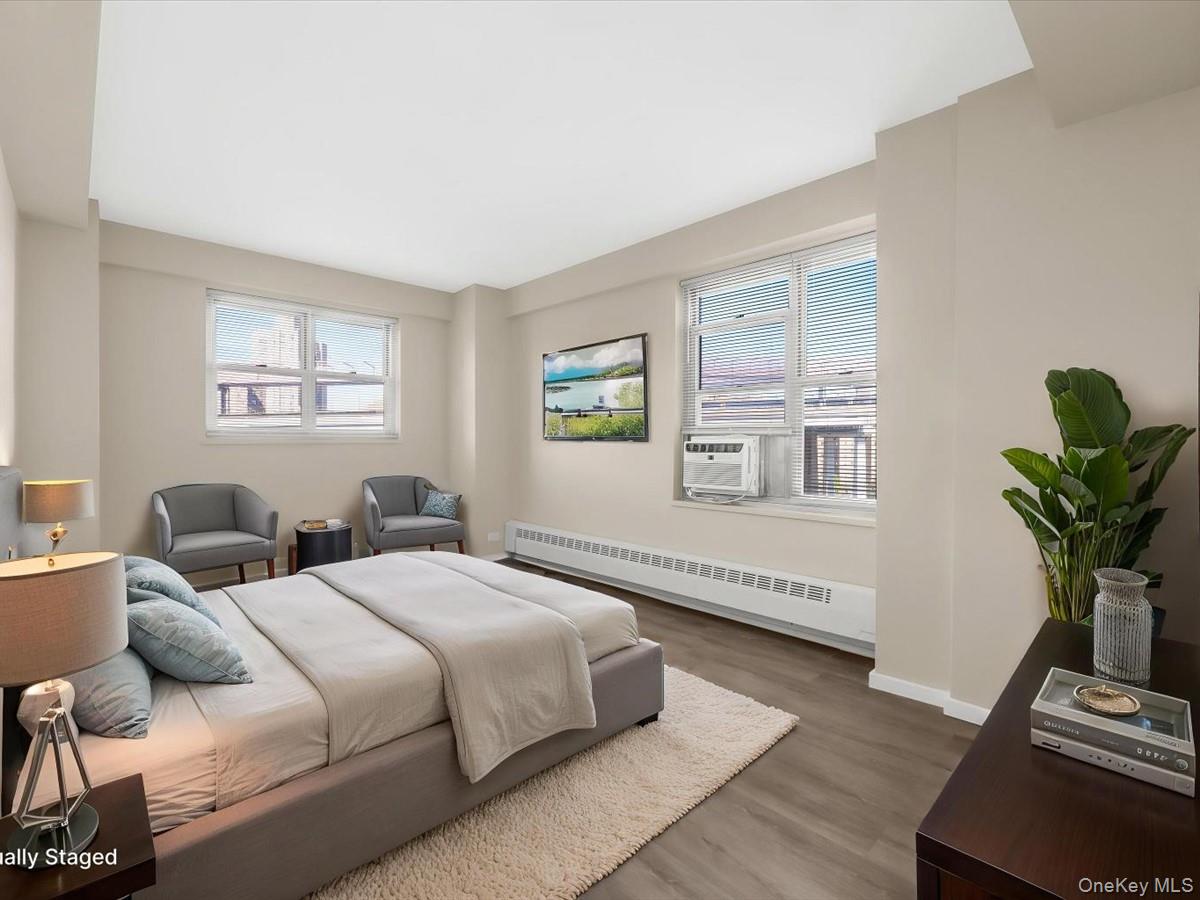 568 Grand Street, Unit J602 photo 9