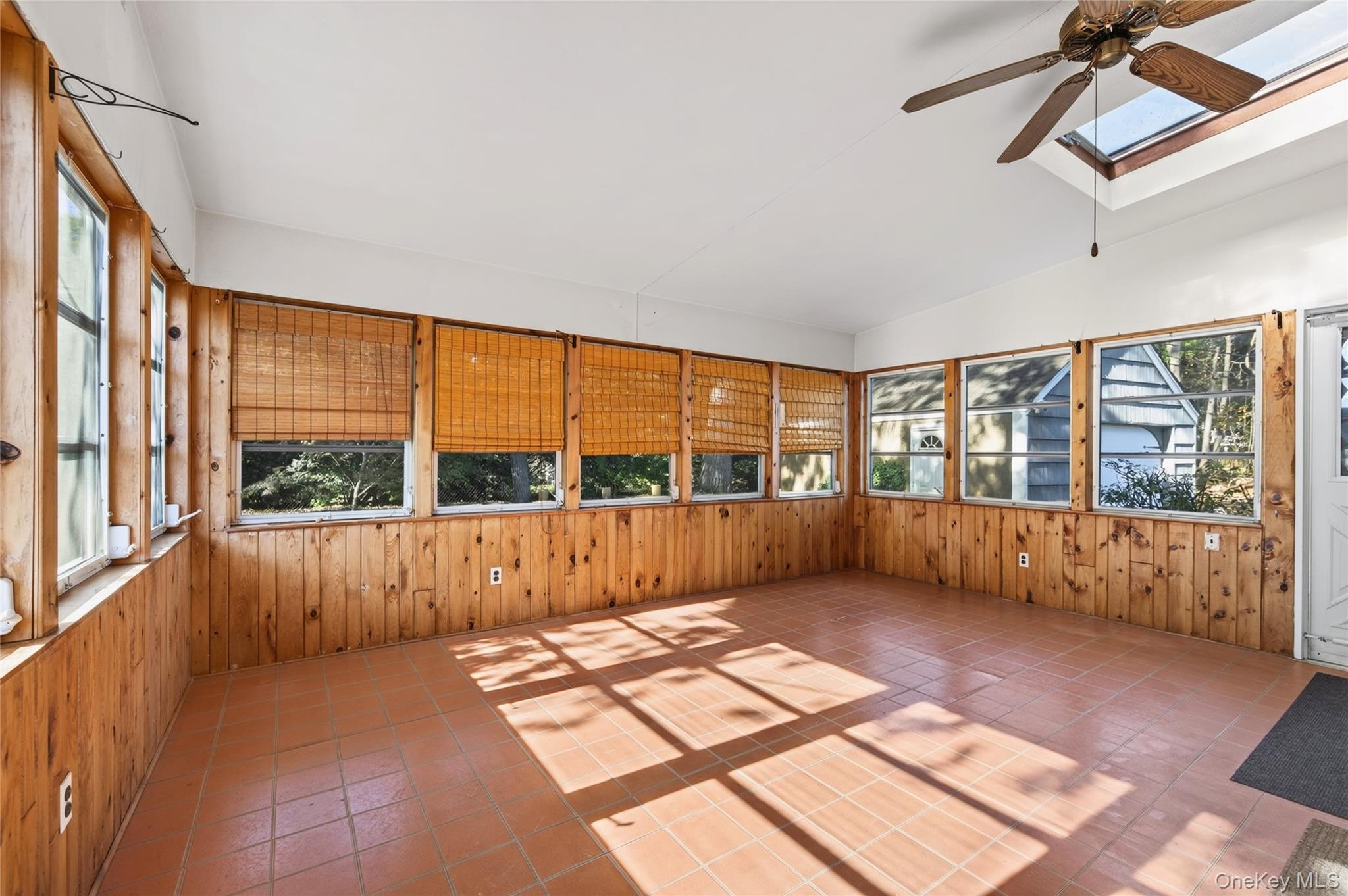 35 Ross Lane – For Sale photo 16