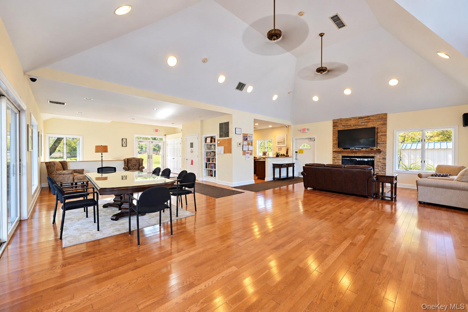 83 Roundtop Road – For Sale photo 18