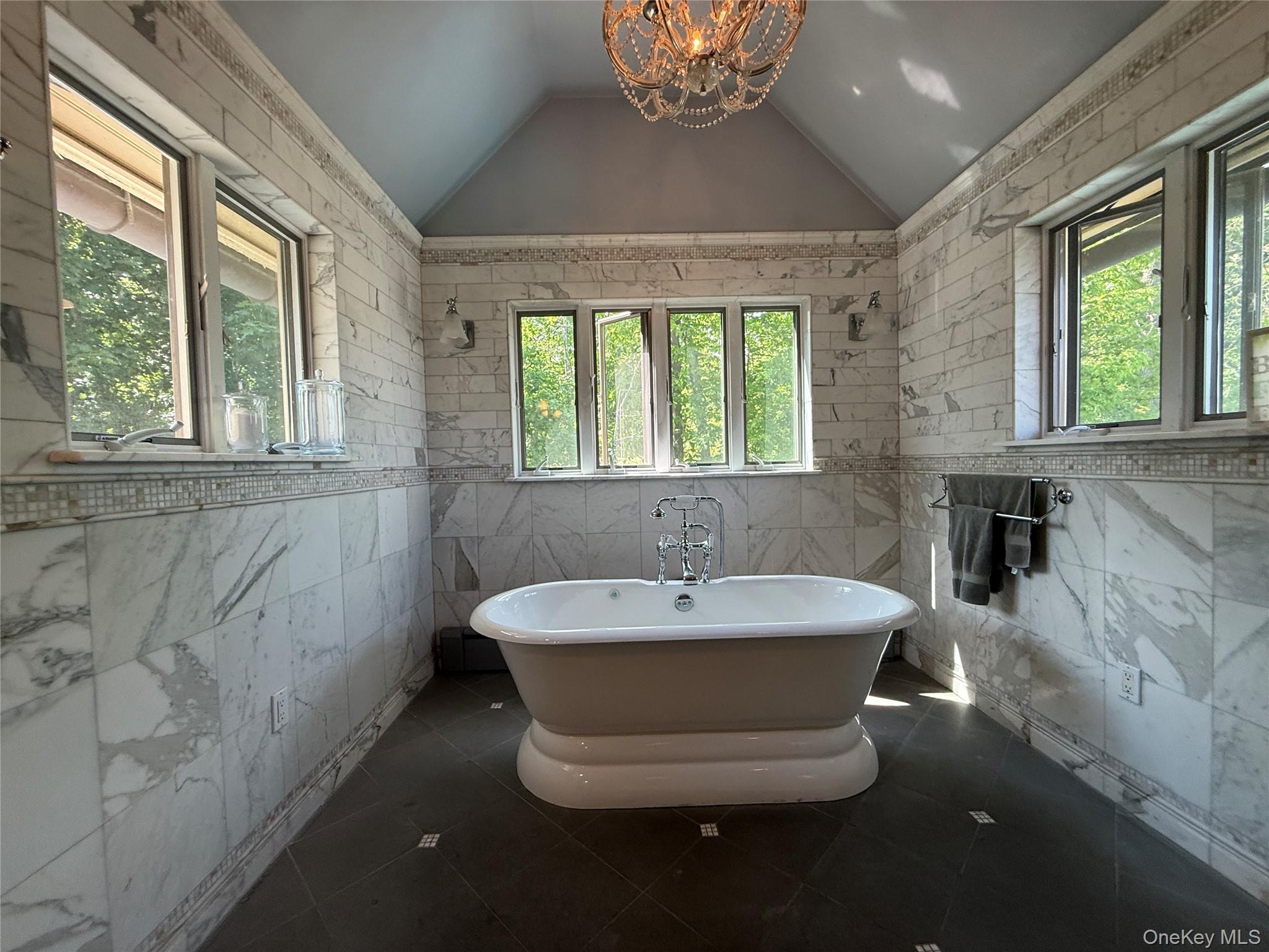 205 High Street – For Sale photo 18