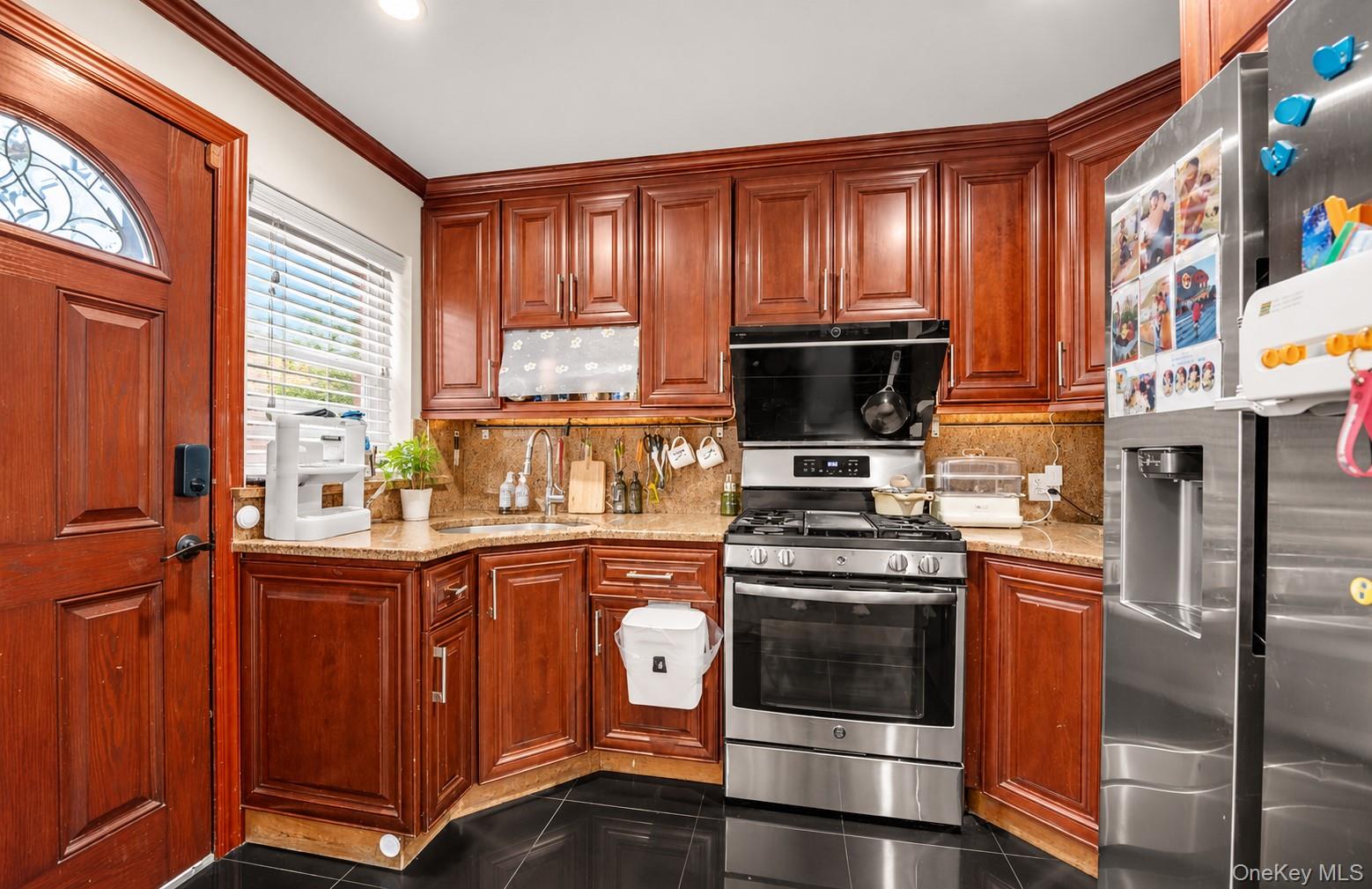 69-06 Fresh Meadow Ln – For Sale photo 6