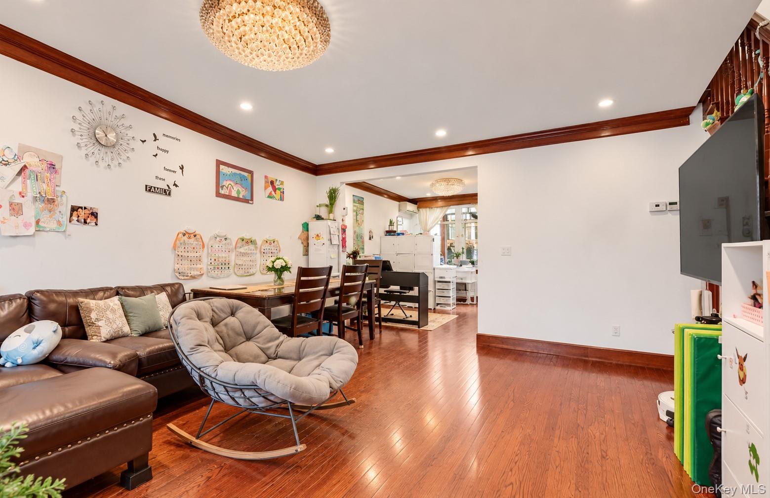 69-06 Fresh Meadow Ln – For Sale photo 5