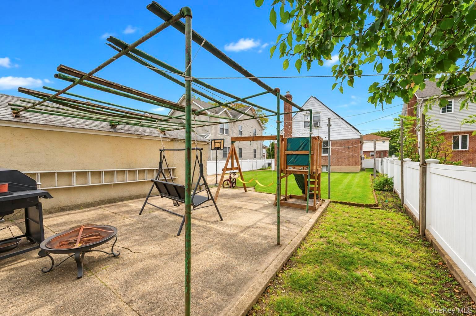 131 N 5th Street – For Sale photo 32
