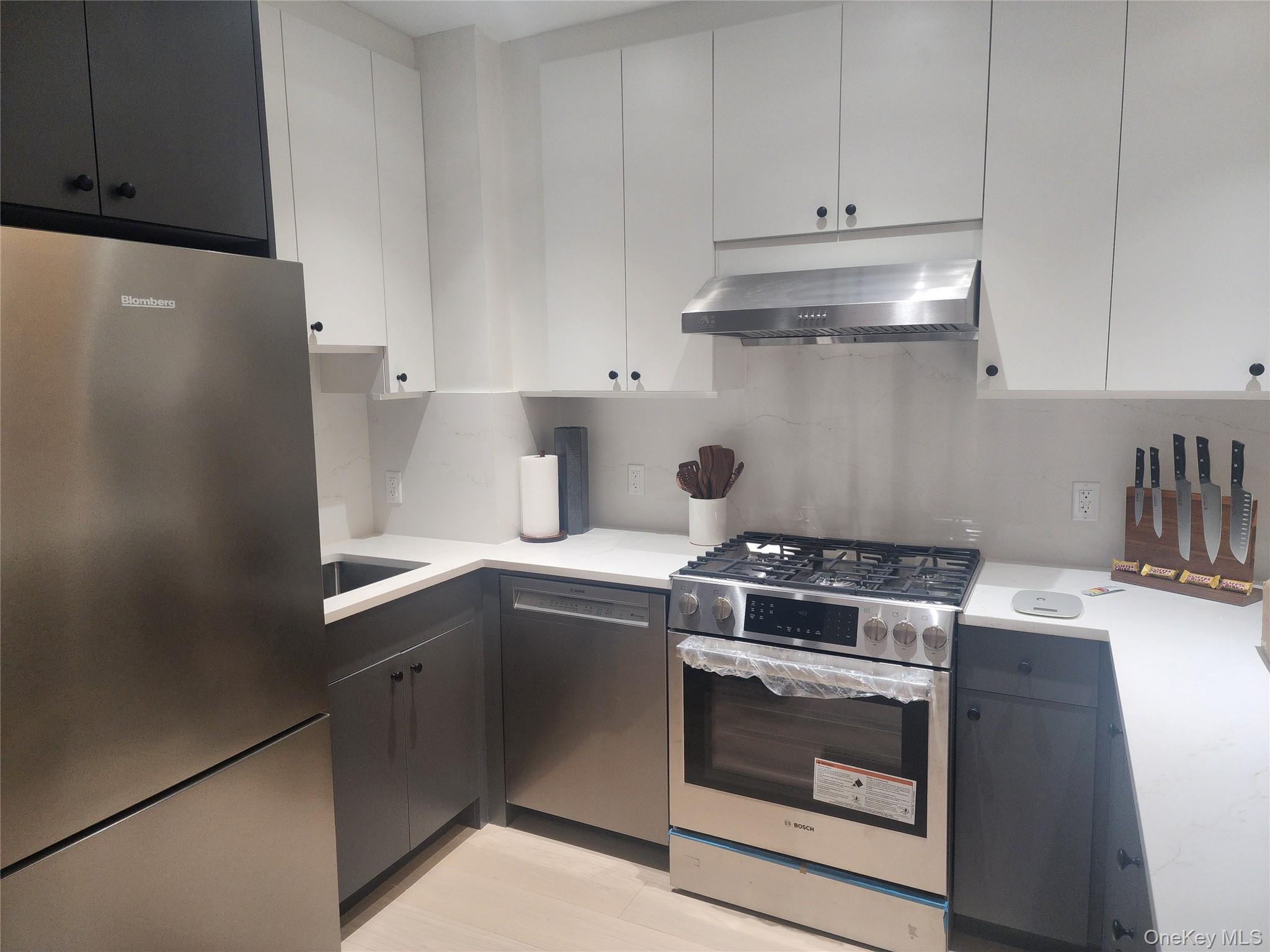 108-15 72 Avenue, Unit 3D photo 6