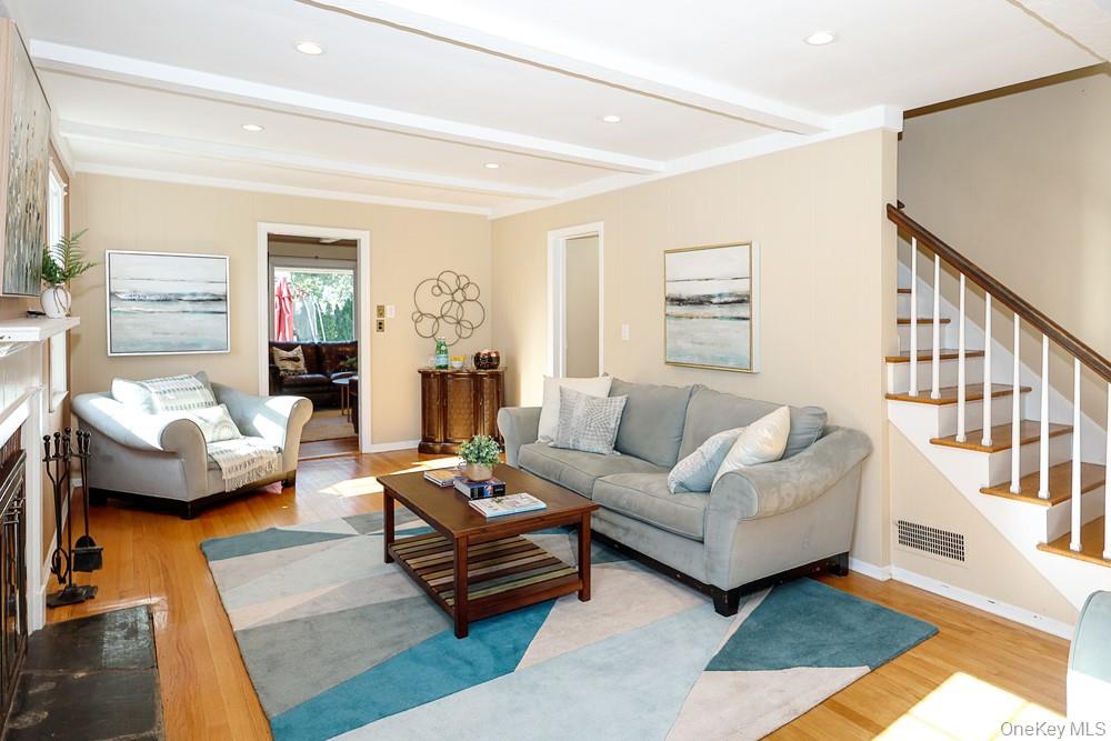 15 Ruth Place – For Sale photo 3
