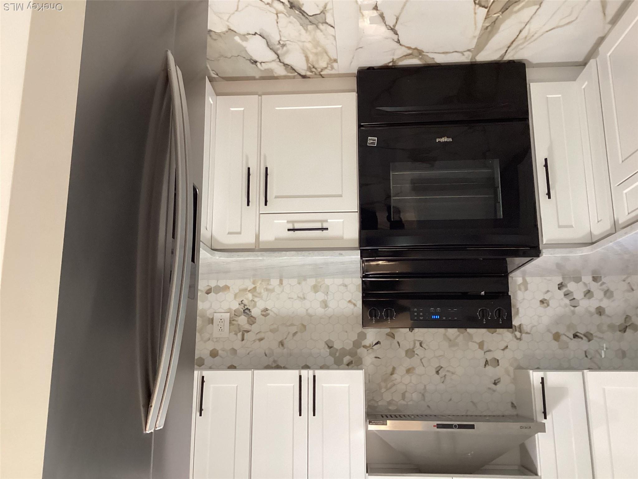 1 Scenic View Drive, Unit 16 photo 4