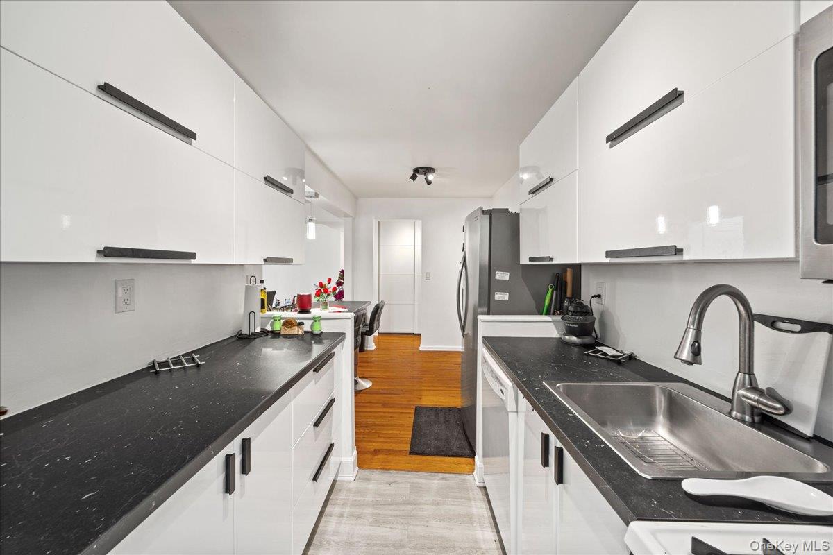 30 Ehrbar Avenue, Unit F204 photo 10