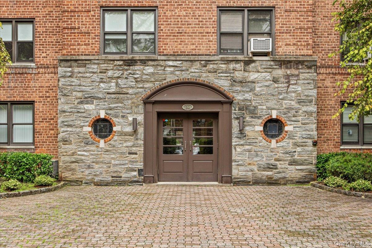 30 Ehrbar Avenue, Unit F204 photo 26